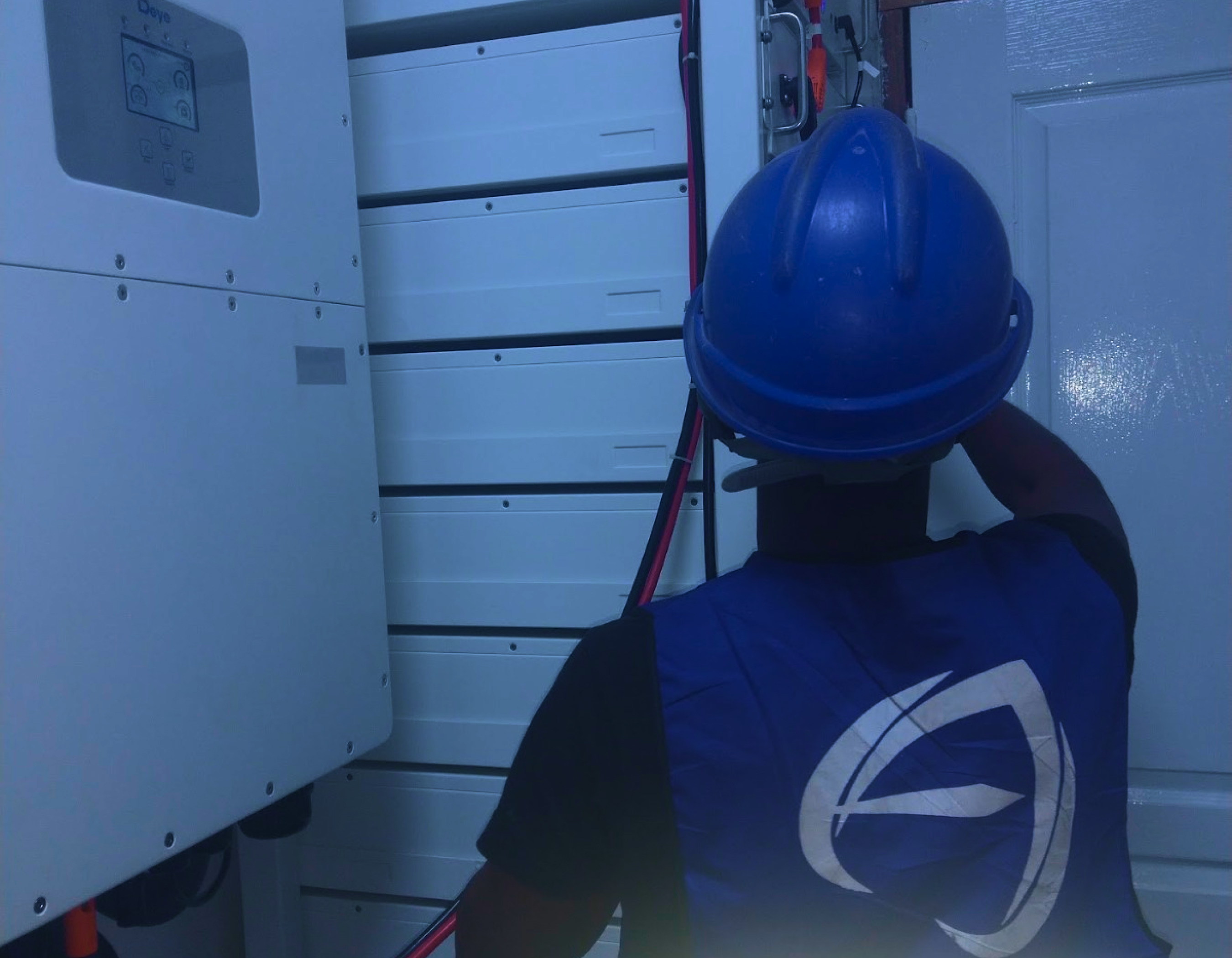 Réalisation de système solaire High voltage pour une institution financière